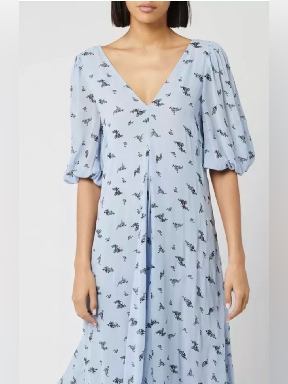 GANNI 💙 Georgette Puff Sleeve Midi Dress 💙 Brunerra blue and black flowers